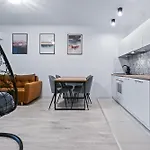 Rentplanet - Apartament Muranow